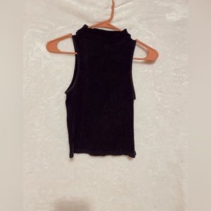 Cropped Turtle Neck Tank